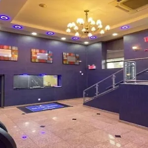 ** Hotel Blue Bird United States